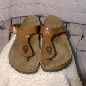 BIRKENSTOCK WOMEN’S Thong Sandals…Sz 10